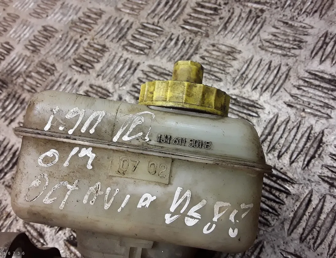 LAND ROVER Defender 1 generation (1983-2016) Рабочий тормозной цилиндр 1J1611301 33532824