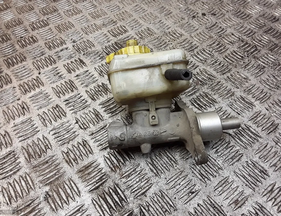 LAND ROVER Defender 1 generation (1983-2016) Рабочий тормозной цилиндр 1J1611301 33532824