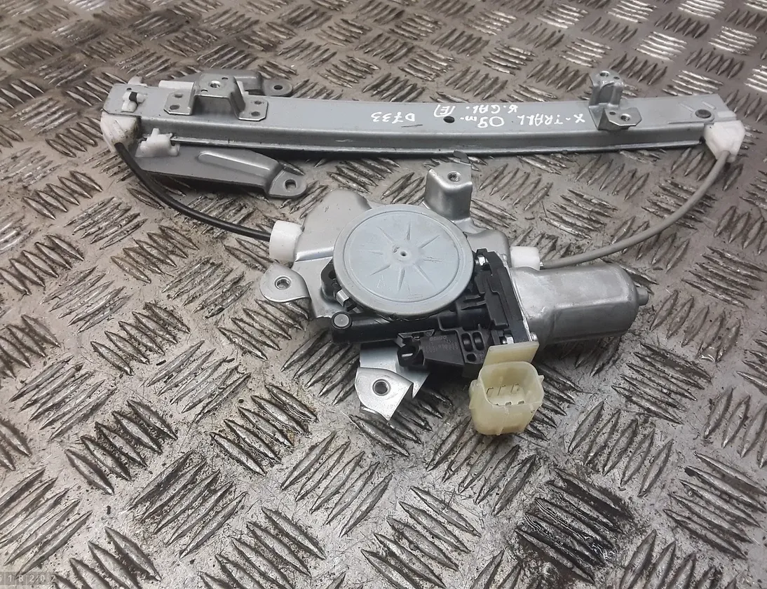 FIAT Ducato 3 generation (2006-2024) Zdvíhač pravého zadného dverového okna 82731JG00A 33602994