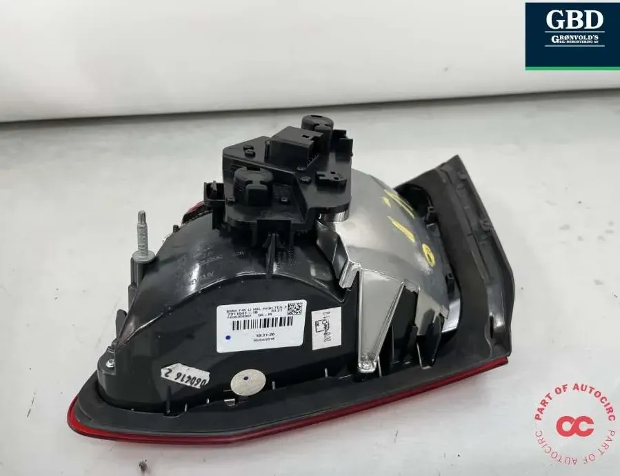 BMW 2 Series Grand Tourer F46 (2018-2023) Left Side Tailgate Taillight 63217311041 34160363