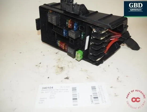 VOLKSWAGEN Golf 7 generation (2012-2024) Pojistková skrinka 5q0907361c,5q0937125h,5q0937125c 30872021