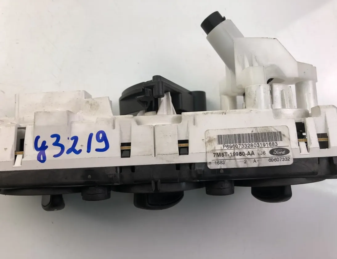 FORD Focus 2 generation (2004-2011) Pегулятор климы 7M5T-19980-AA 14612502