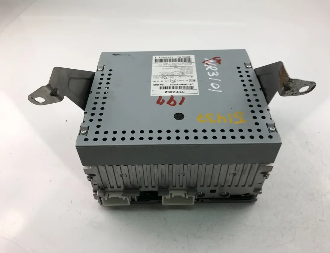 MITSUBISHI ASX 1 generation (2010-2020) Music Player Without GPS 8701A352 15241245