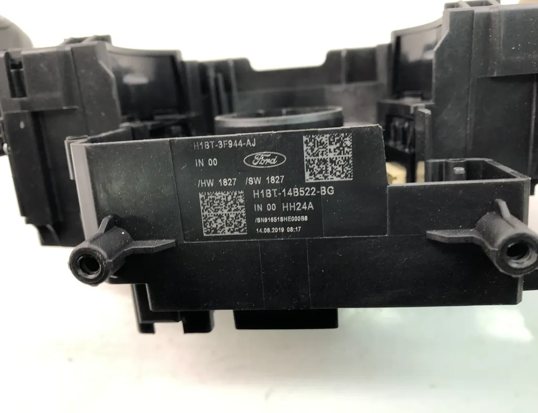 FORD Puma 2 generation (2019-2023) поворота переключение  H1BT-3F944-AJ 17343508