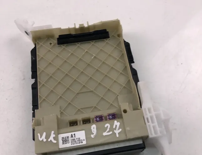 TOYOTA C-HR 1 generation (2016-2023) Kontrolná jednotka 82730-F4010 23558669