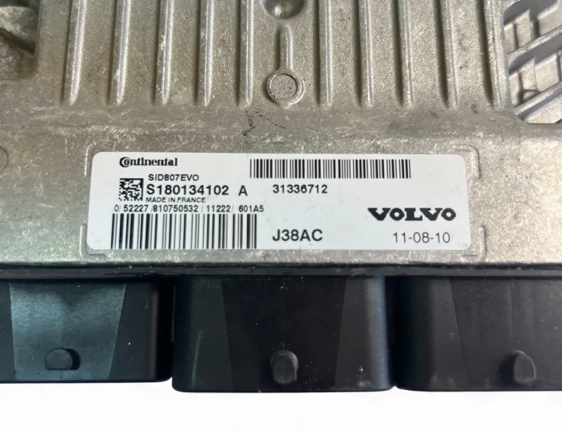 VOLVO V70 3 generation (2007-2020) Блок управления двигателем S180134102A,31336712 30308195