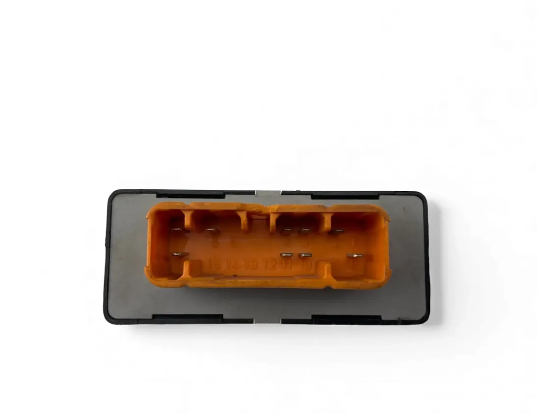 TOYOTA Highlander 3 generation (2013-2020) Блок управления 85980-05020 33110864