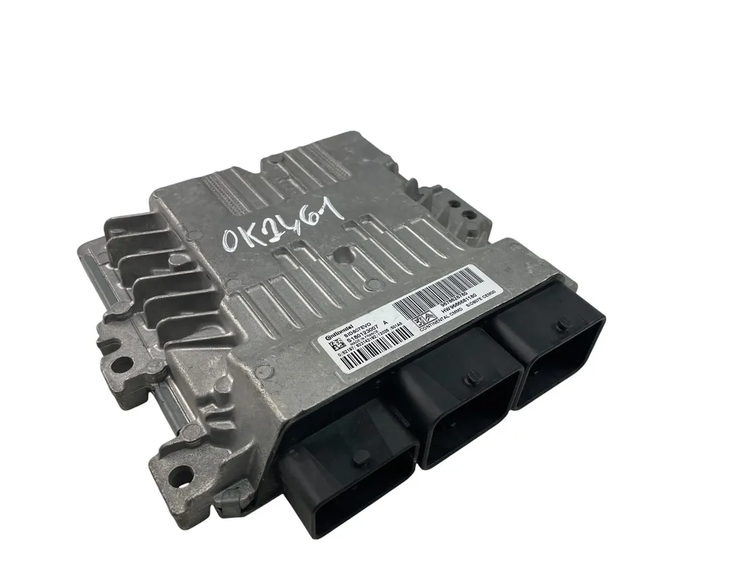 PEUGEOT 508 1 generation (2010-2020) Riadiaca jednotka motora 9678628780,S180123007A 33156246