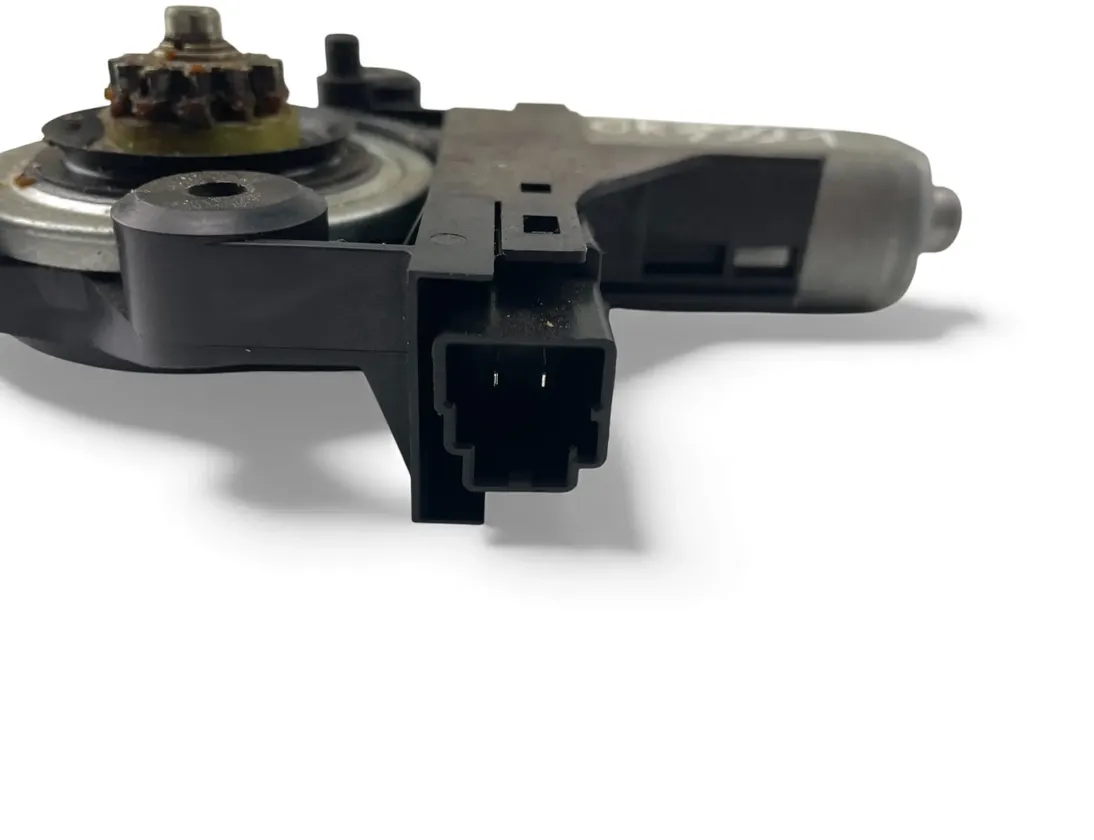 VOLVO V70 3 generation (2007-2020) Motor ovládania okna pravých predných dverí 970714-101 33478236