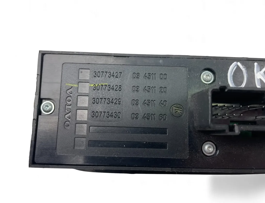 VOLVO V50 1 generation (2003-2012) Front Left Door Window Switch 30773427 33499089