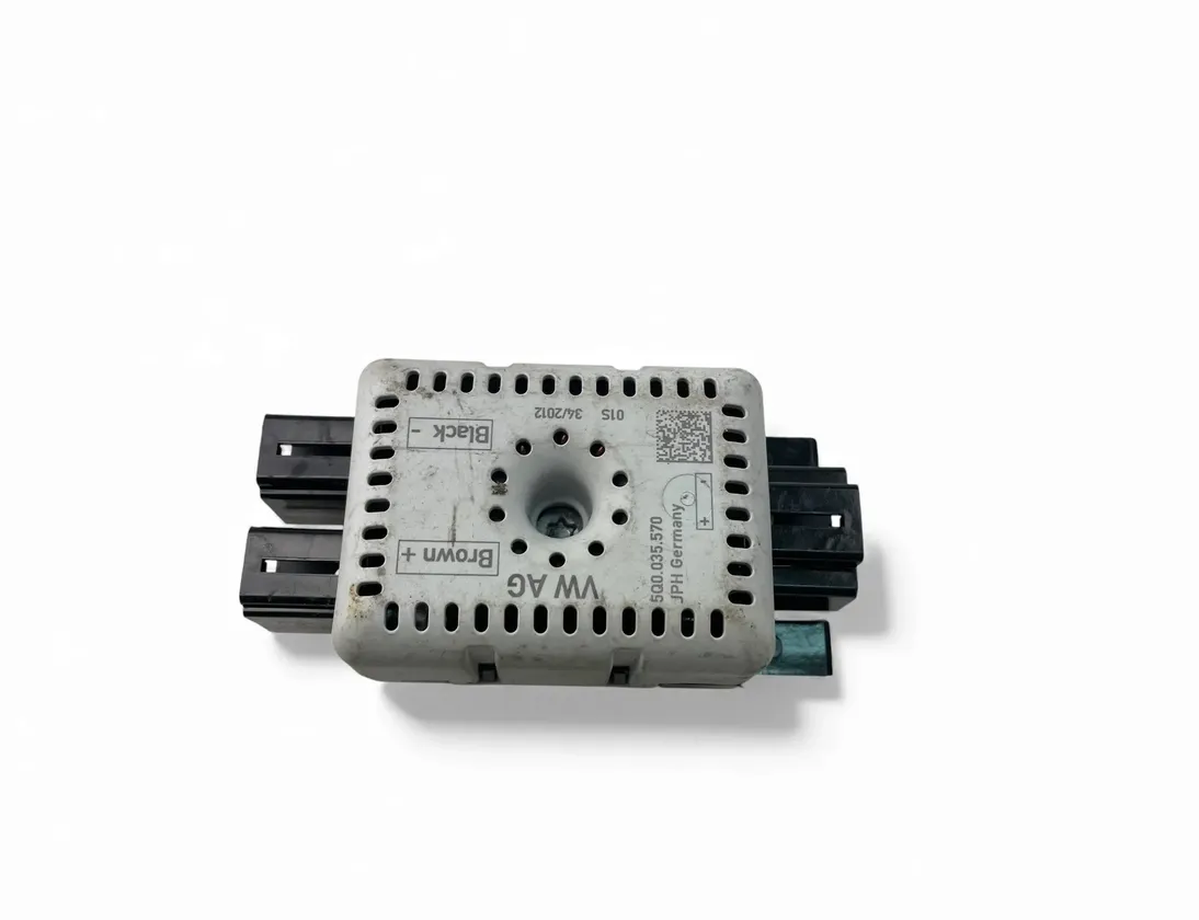 VOLKSWAGEN Variant VII TDI (2014-2024) Антенный модуль 5Q0035570 33542977