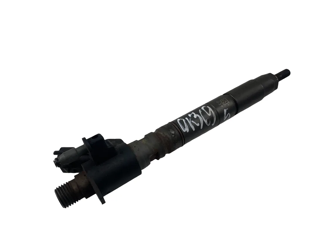 VOLVO XC70 2 generation (2000-2007) Palivový vstrekovač 31272690 33554075