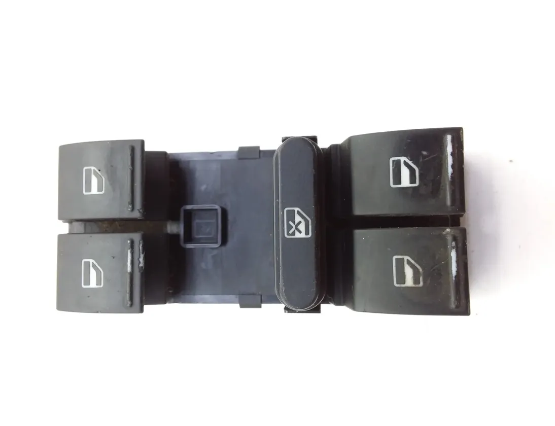 VOLKSWAGEN Passat B6 (2005-2010) Front Right Door Window Switch 1K4959857 11441474