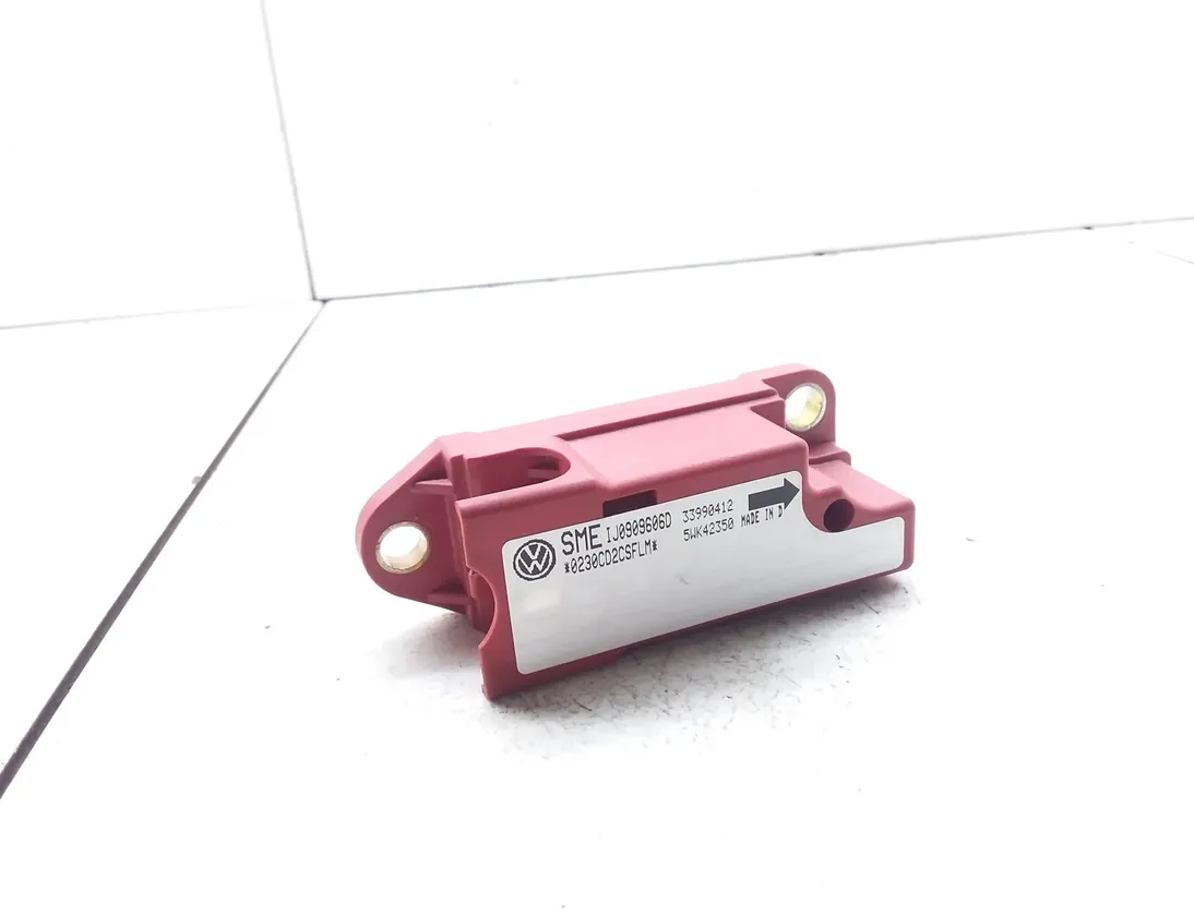 VOLKSWAGEN Golf 4 generation (1997-2006) ДАТЧИК УДАРА НАДУВНЫХ ПОДУШЕК 33990412,1j0909606d 22152512