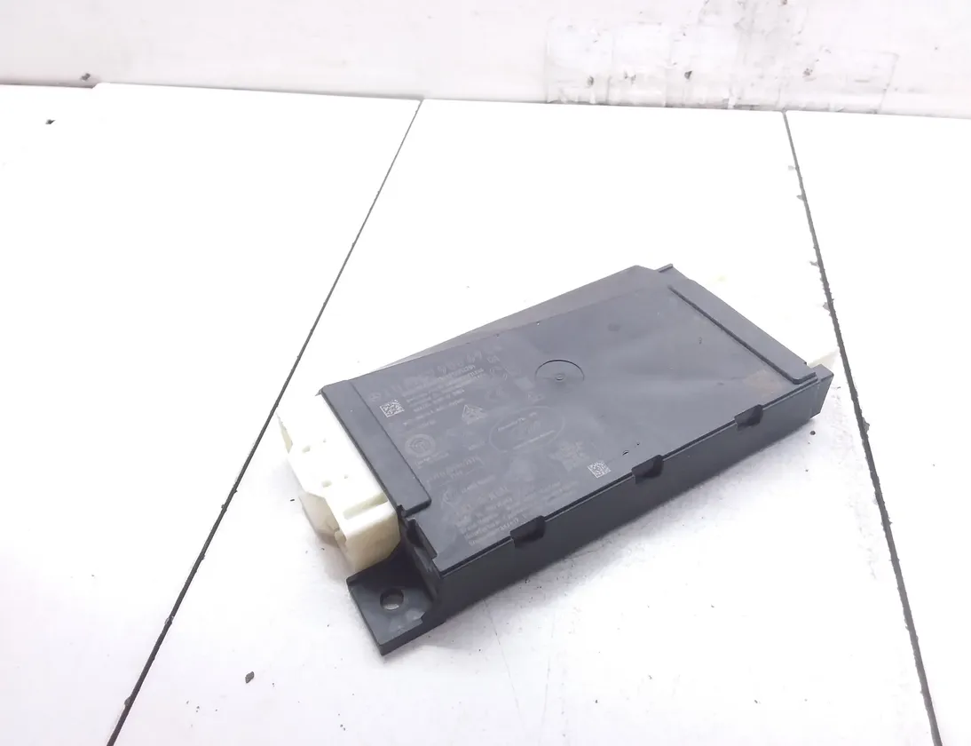 MERCEDES-BENZ Sprinter 3 generation (907/910) (2019-2024) Antenna control unit a9079006906 33548188