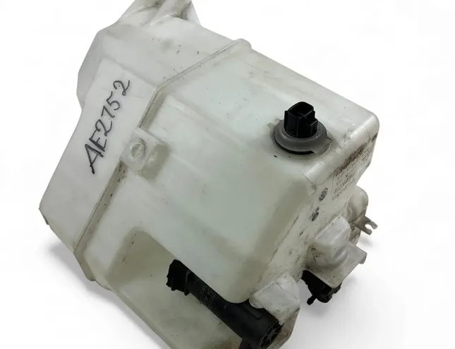 TOYOTA RAV4 5 generation (XA50) (2018-2024) Window Washer Tank 060851-663 33473673