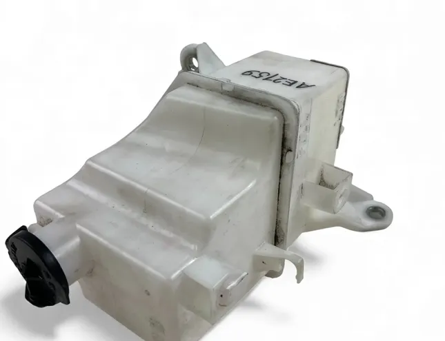 TOYOTA RAV4 5 generation (XA50) (2018-2024) Expanzná nádrž 33482154