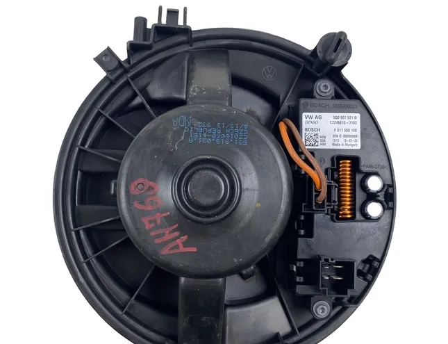 SKODA Octavia 3 generation (2013-2020) Ventilátor kúrenia 5Q1819021A 33558182