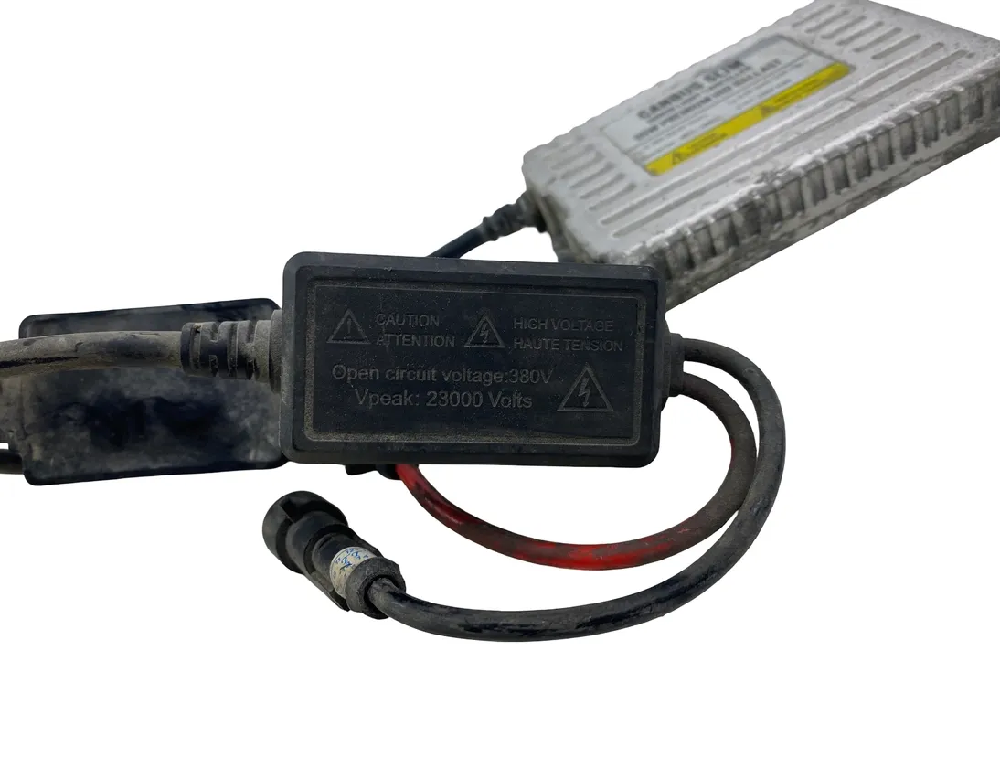 BMW 5 Series E60/E61 (2003-2010) Xenónová svetelná riadiaca jednotka 33564557