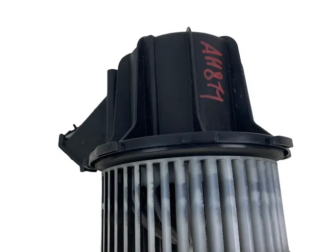 AUDI A4 B8/8K (2011-2016) Ventilátor kúrenia 8K1820021 33568955