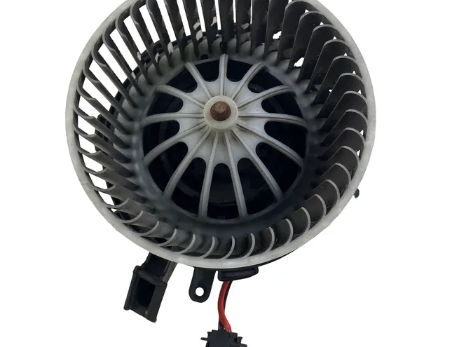 AUDI A4 B8/8K (2011-2016) Ventilátor kúrenia 8K1820021 33568955