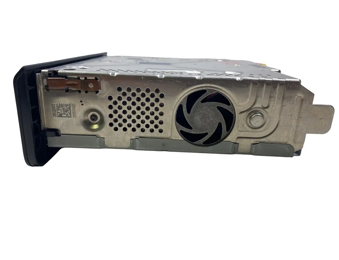 AUDI A4 B9/8W (2015-2024) Prehrávač hudby s GPS 8W0035183A 33579585