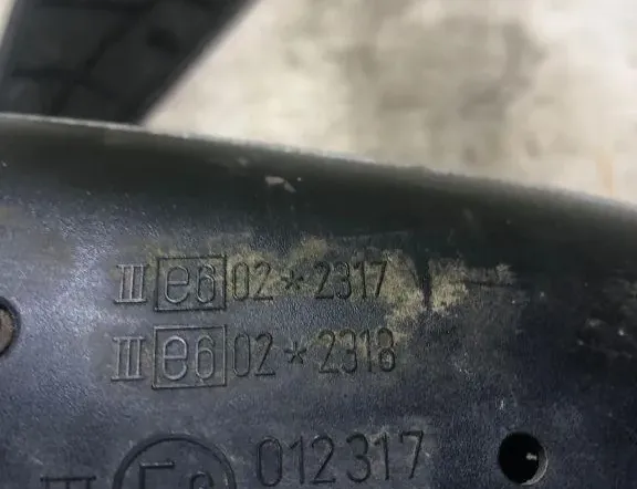 SEAT Alhambra 1 generation (1996-2010) Ľavé krídlové zrkadlo E6012317 33168493