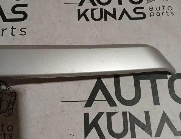 BMW 3 Series E90/E91/E92/E93 (2004-2013) Ostatné časti výbavy 52850610 33170011