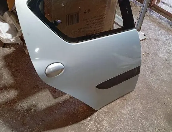 TOYOTA Aygo 1 generation (2005-2014) Дверь задняя правая 33170287