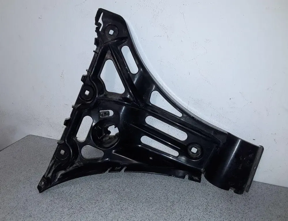 BMW 5 Series E60/E61 (2003-2010) Rear Left Bumper Bracket 51127060795 33745030