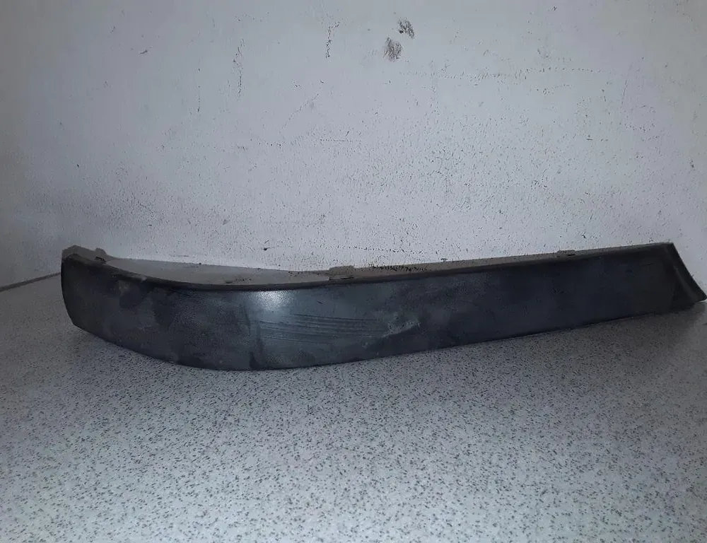 BMW 3 Series E36 (1990-2000) Front Right Bumper Molding 51128146091 33745372