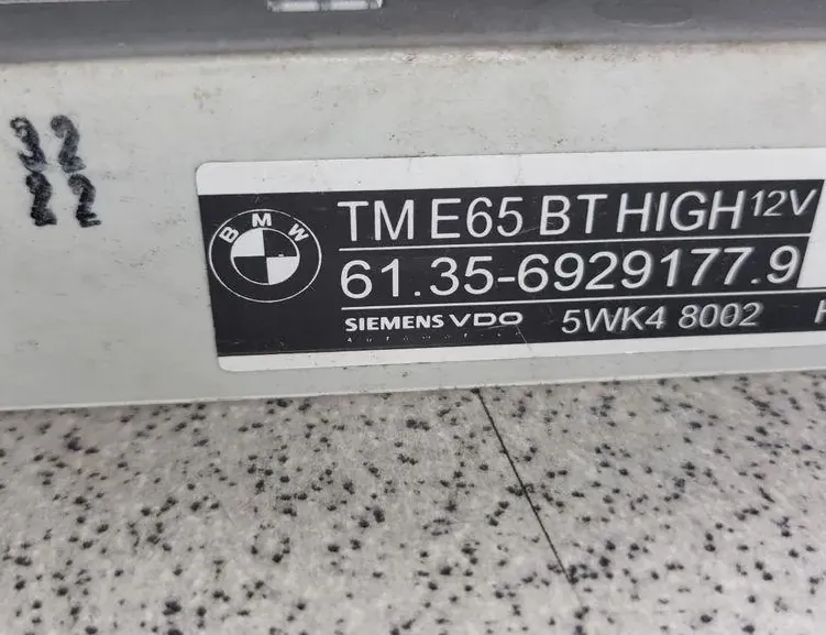 BMW 7 Series E65/E66 (2001-2008) Ovládacia jednotka ľavých predných dverí 61356929177 33750803