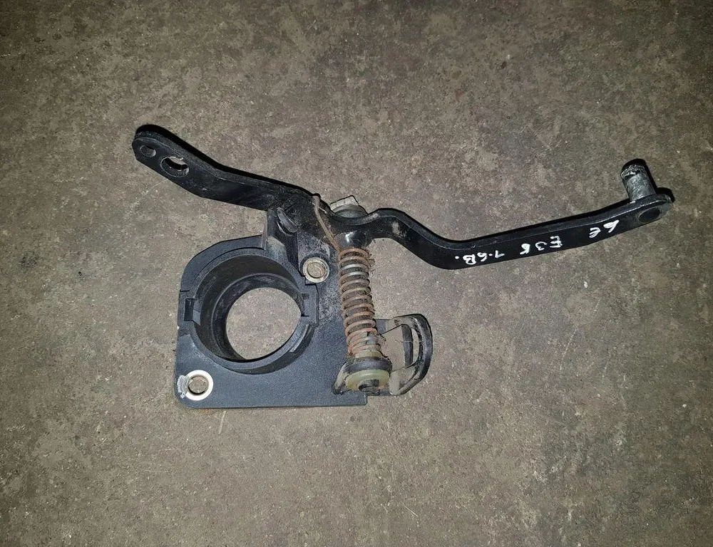 BMW 3 Series E36 (1990-2000) Accelerator Pedal Holder 32311159760 33751382