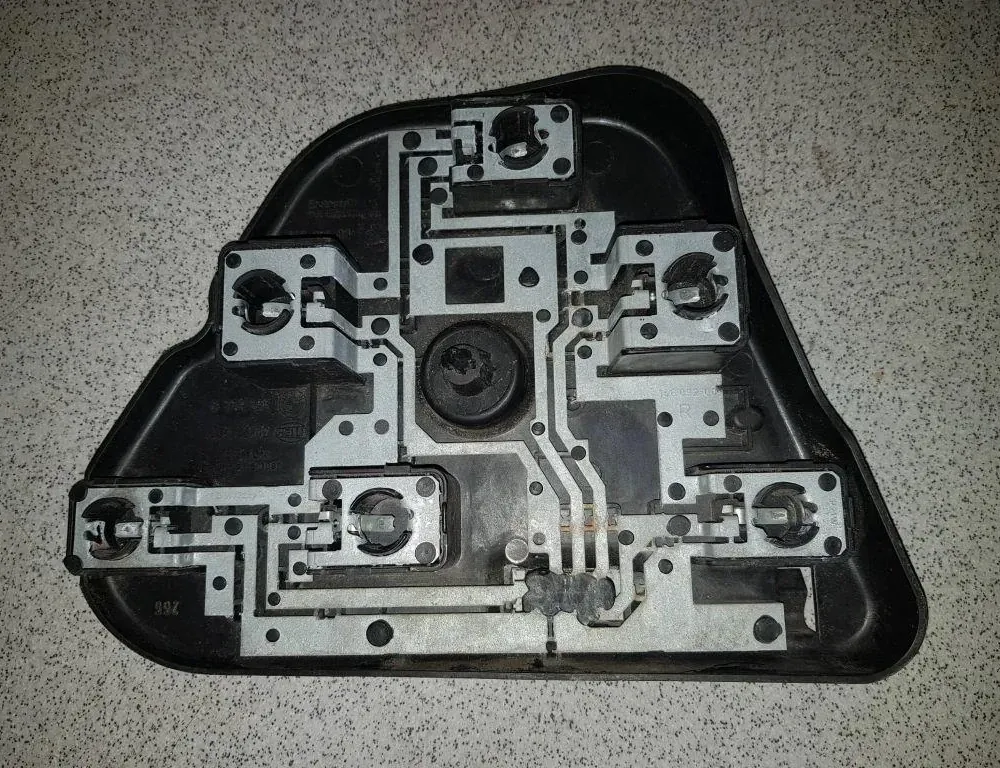 BMW 5 Series E39 (1995-2004) Контакт задних фонарей 8363566 33753451