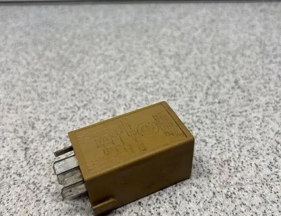 BMW 3 Series E46 (1997-2006) Реле 8384505 33765613