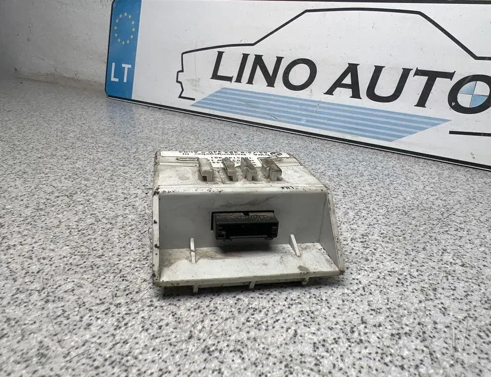 BMW 3 Series E46 (1997-2006) Senzor náklonu a smeru 8382240 33766879