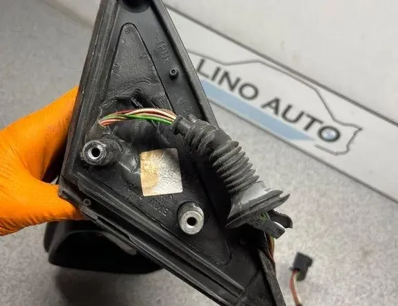 BMW 5 Series E39 (1995-2004) Pravé krídlo zrkadlo 0117351,0117352 33767192