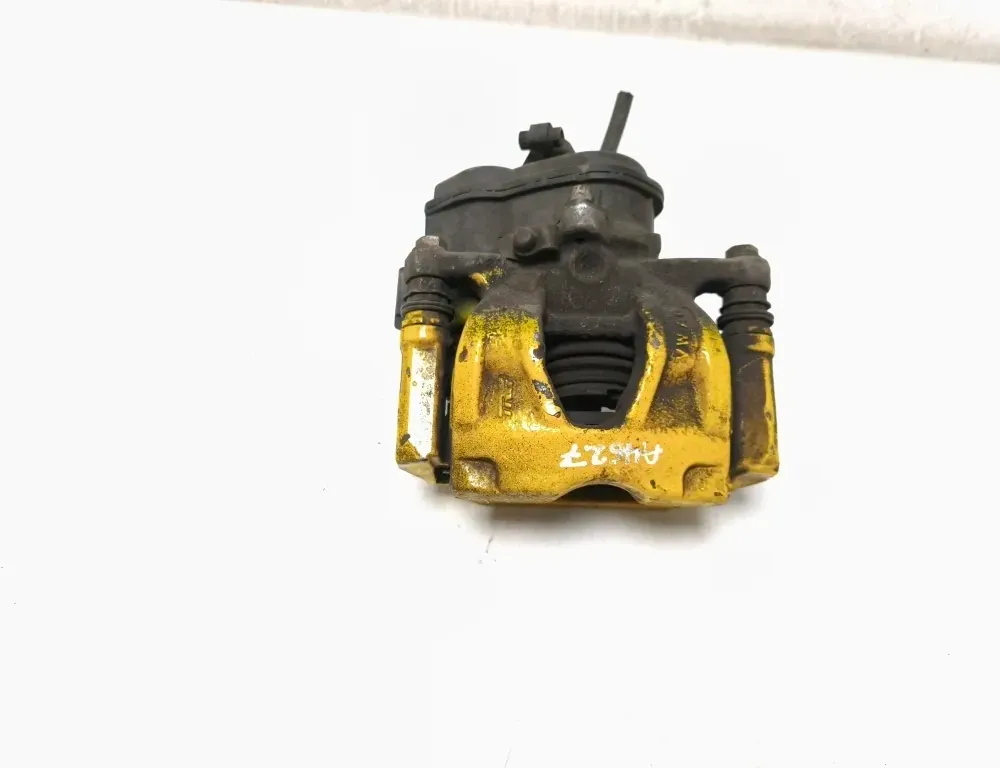 AUDI A4 B9/8W (2015-2024) Zadný pravý brzdový strmeň 8W0615406AA 33509636