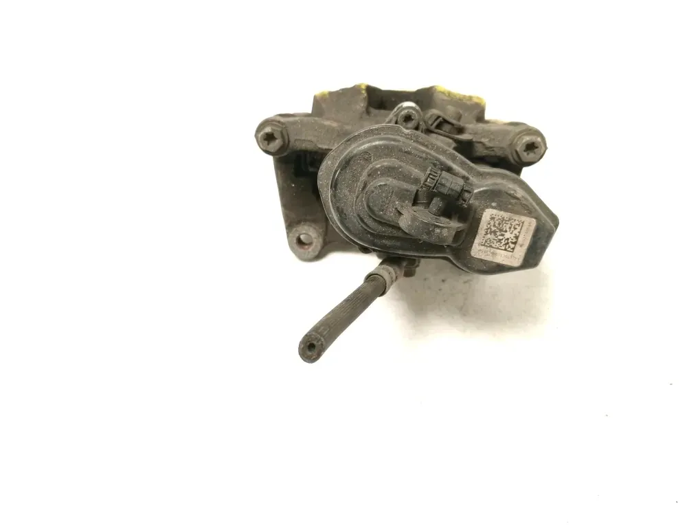 AUDI A4 B9/8W (2015-2024) Zadný pravý brzdový strmeň 8W0615406AA 33509636