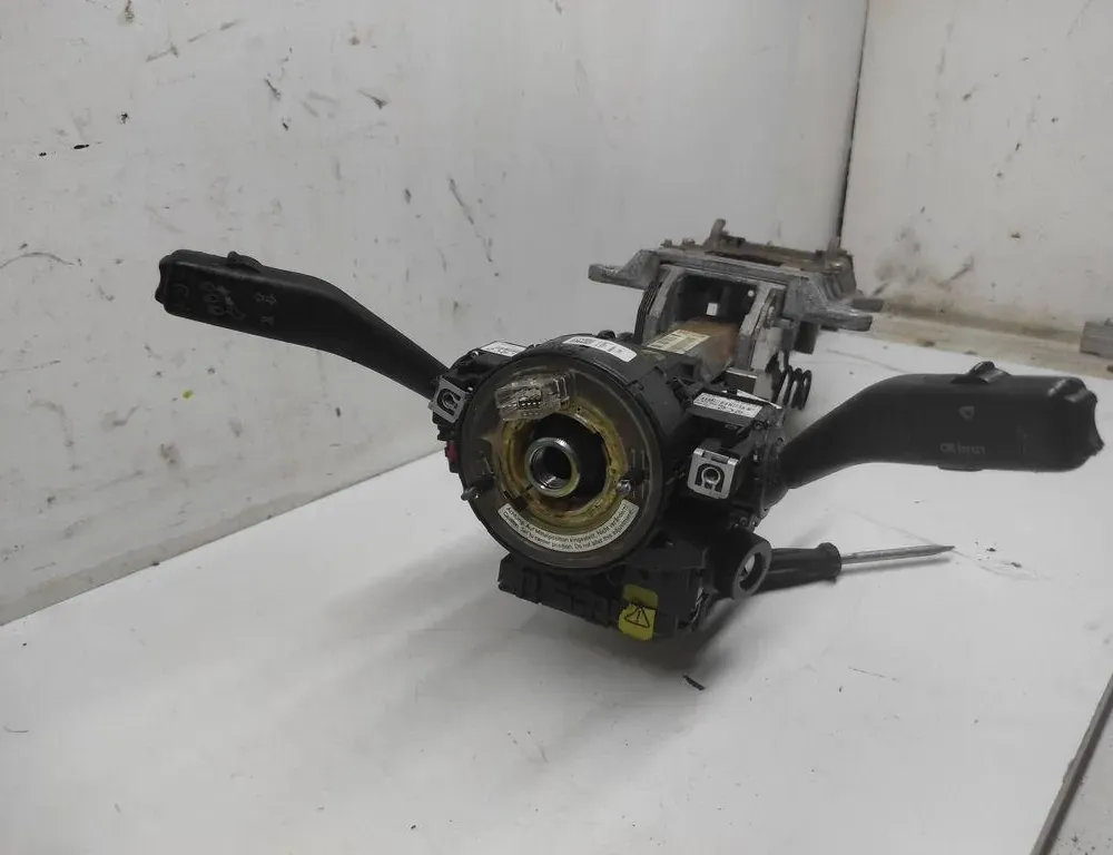 SEAT Altea 1 generation (2004-2013) Riadiaci mechanizmus 1k0953503,90000051410090 33241255