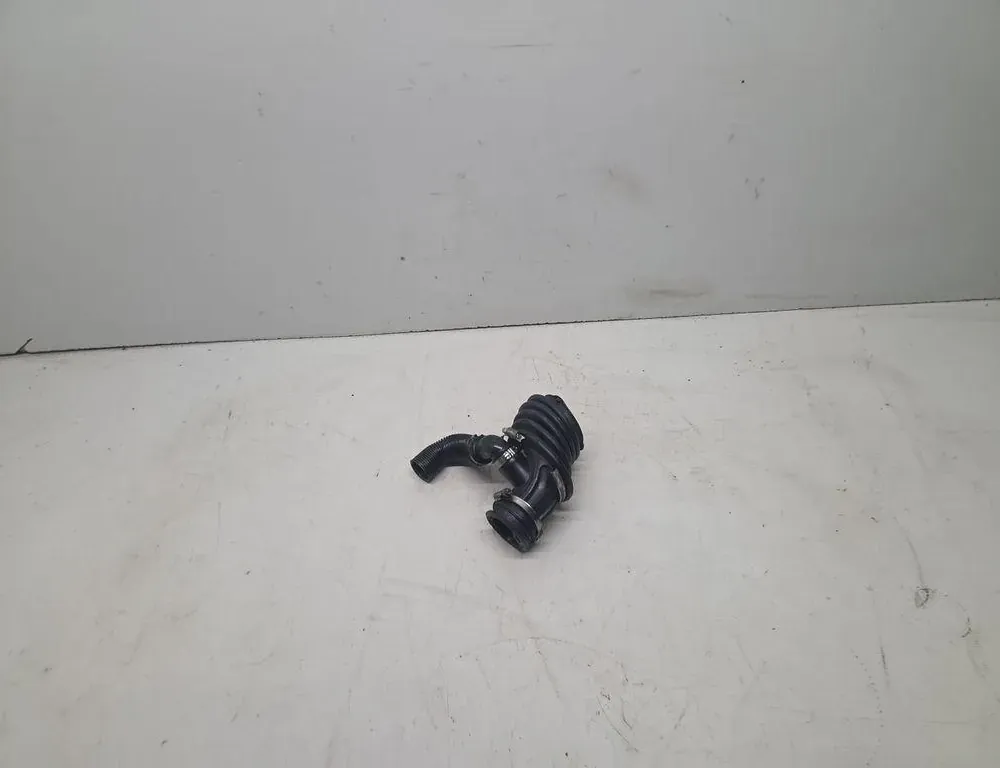 VOLVO V70 3 generation (2007-2020) Intercooler Hose Pipe 7210086501 33243840