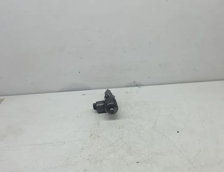 VOLKSWAGEN Touran 1 generation (2003-2015) Palivový vstrekovač 03G130073G 33402802