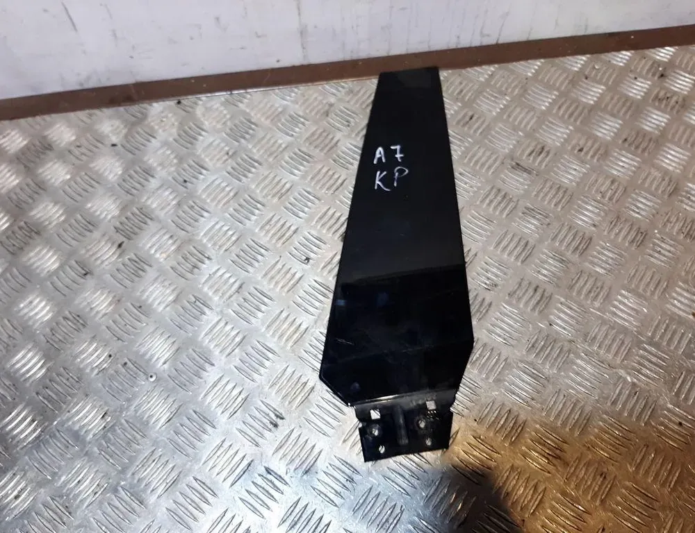 AUDI A7 C7/4G (2010-2020) Боковая стойка левой стороны 4G8853289 33407369