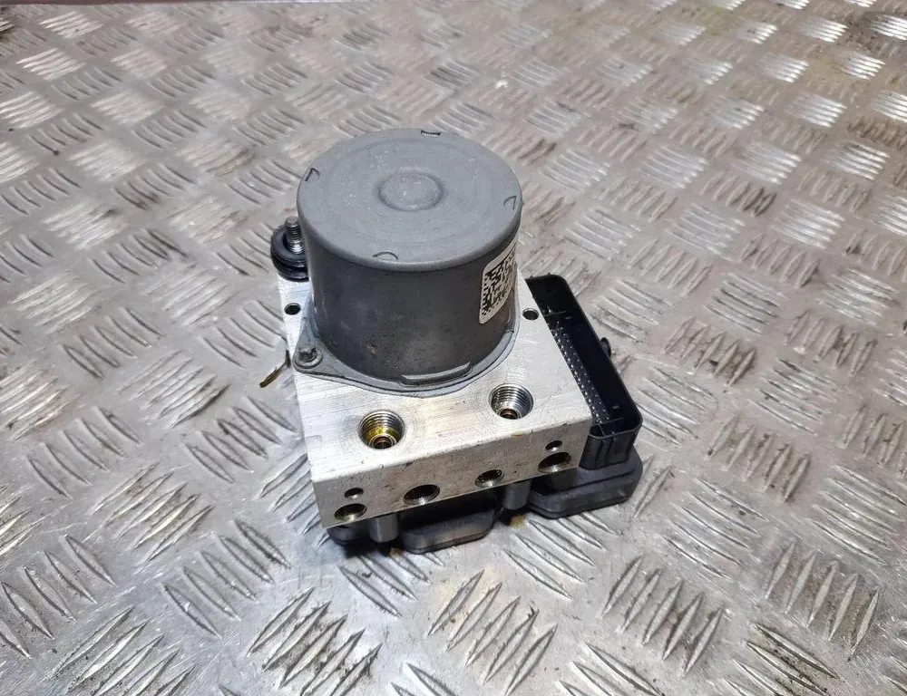 CHRYSLER Pacifica 2 generation (RU) (2016-2023) ABS čerpadlo 68222745AG 33408428