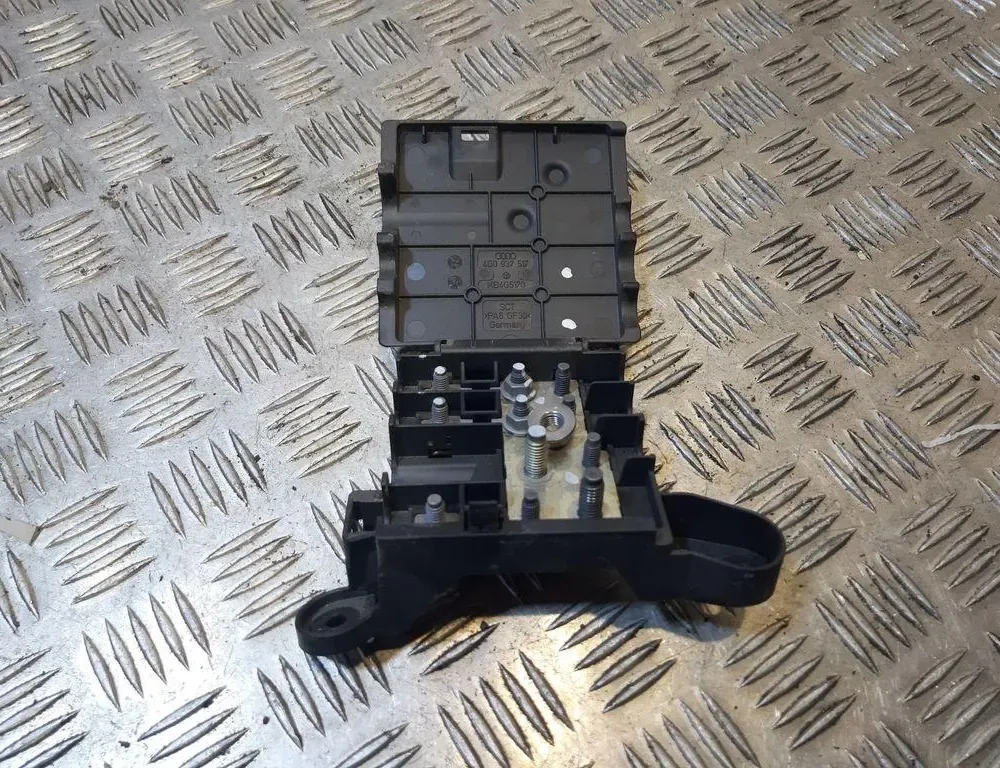 AUDI A6 C6/4F (2004-2011) Power Distribution Box 4G0937517 33415222