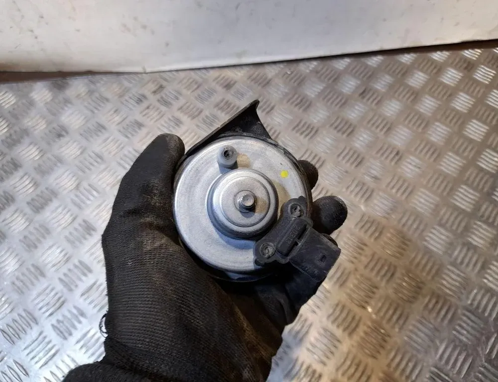 BMW 7 Series F01/F02 (2008-2015) Сигнал 7575253 33415770