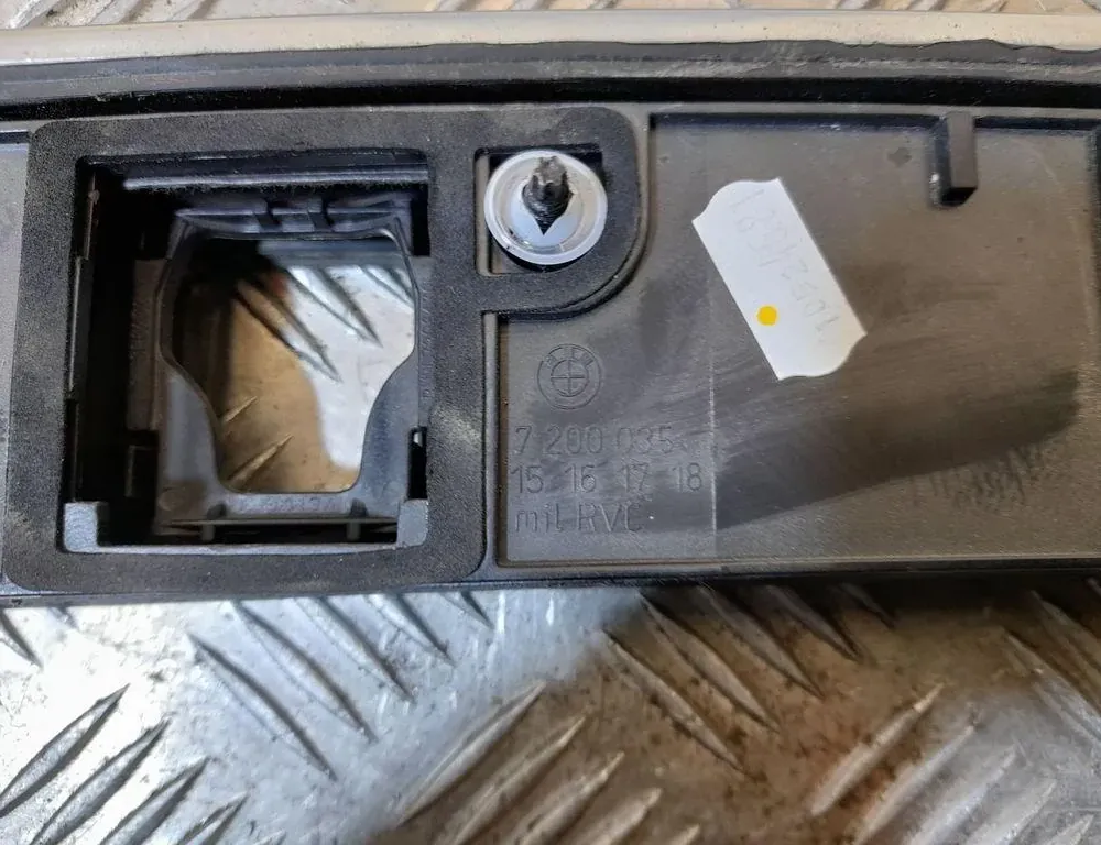 BMW 7 Series F01/F02 (2008-2015) Свет номерного знака отделки 33415843