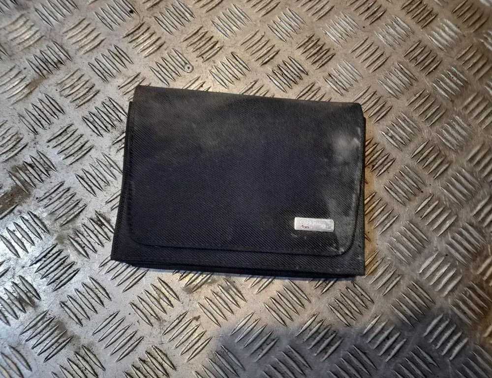 AUDI A6 C6/4F (2004-2011) Manuálna servisná kniha 8K0915181C 33417946