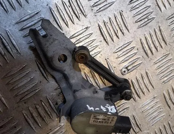 AUDI Q7 4L (2005-2015) Inclination yaw sensor 33418517