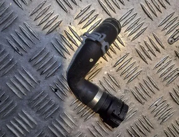 AUDI A6 C6/4F (2004-2011) Шланги охлаждающей жидкости 33418582